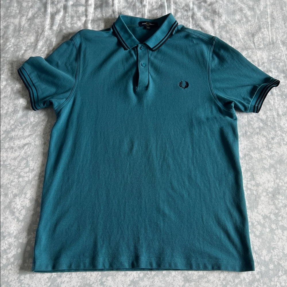 Fred Perry Twin Cyan Blue/Green Polo. Size L, slim fit.